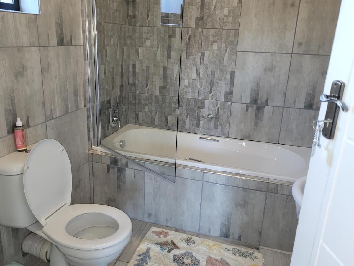 Ayana Bnb Bloemfontein Exterior foto